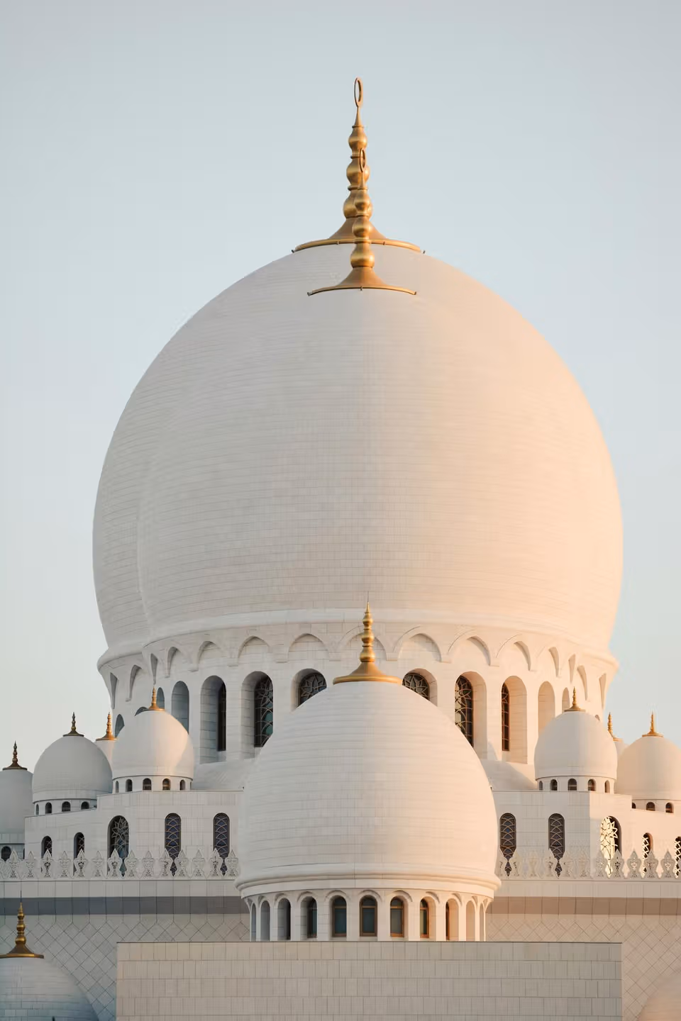 Abu Dhabi · Dubái