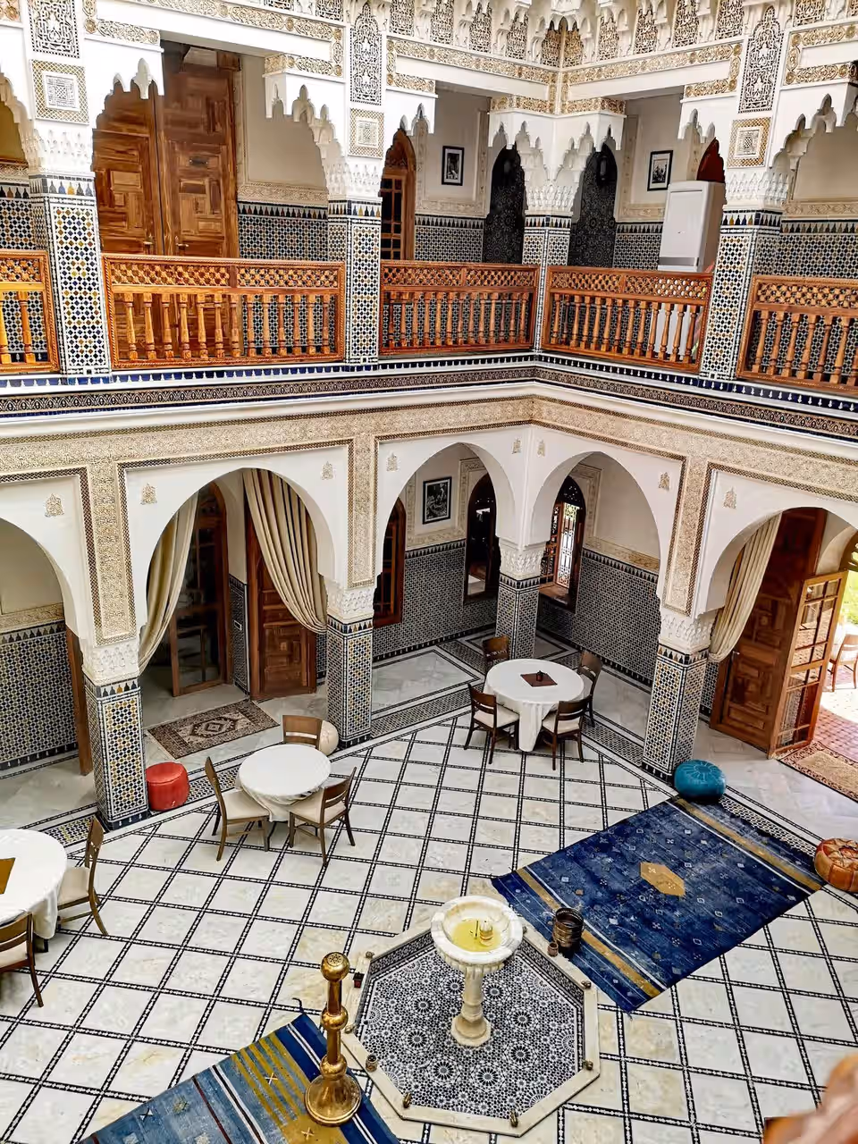 El riad detrás de la puerta · Luna de Miel Marruecos y Dubái